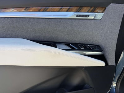 2025 Cadillac Escalade Sport Platinum
