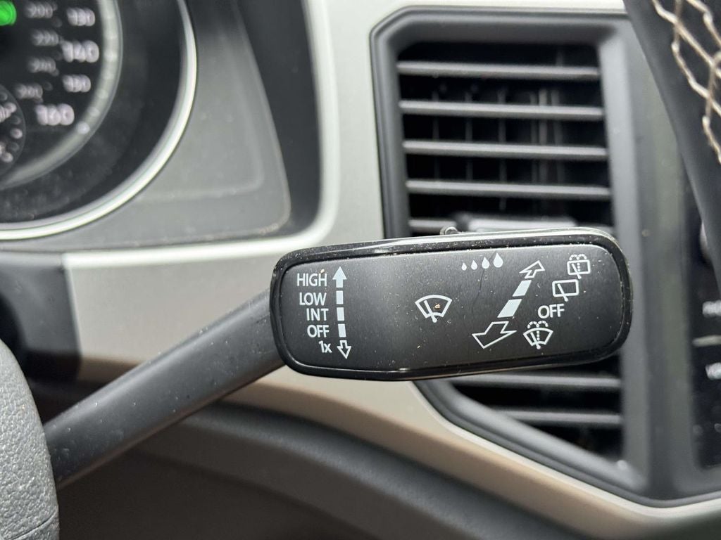 2021 Volkswagen Atlas 3.6L V6 SE w/Technology