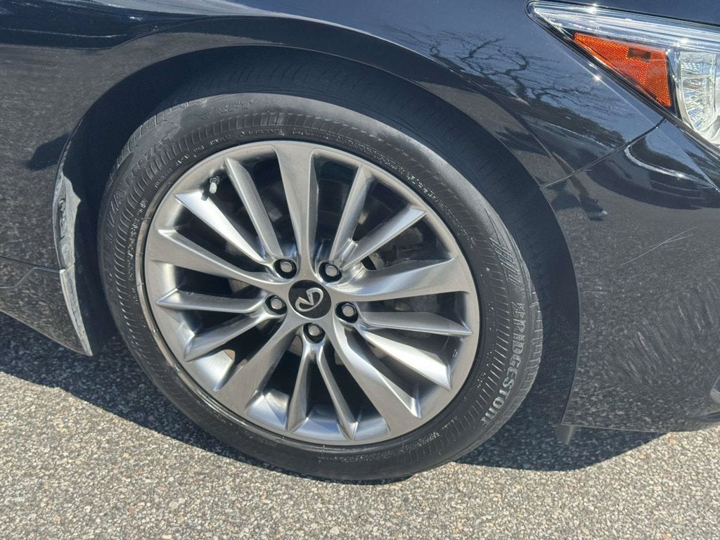 2023 INFINITI Q50 LUXE AWD