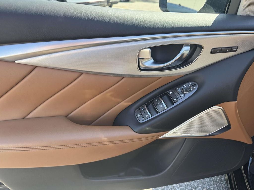 2023 INFINITI Q50 LUXE AWD