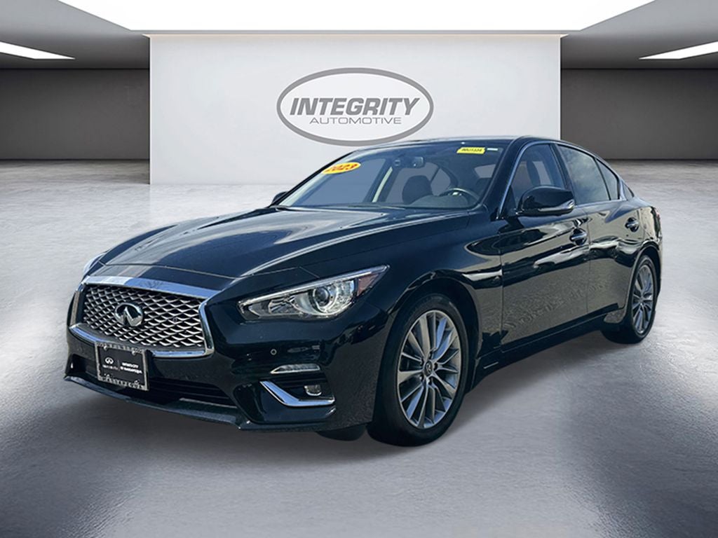 2023 INFINITI Q50 LUXE AWD