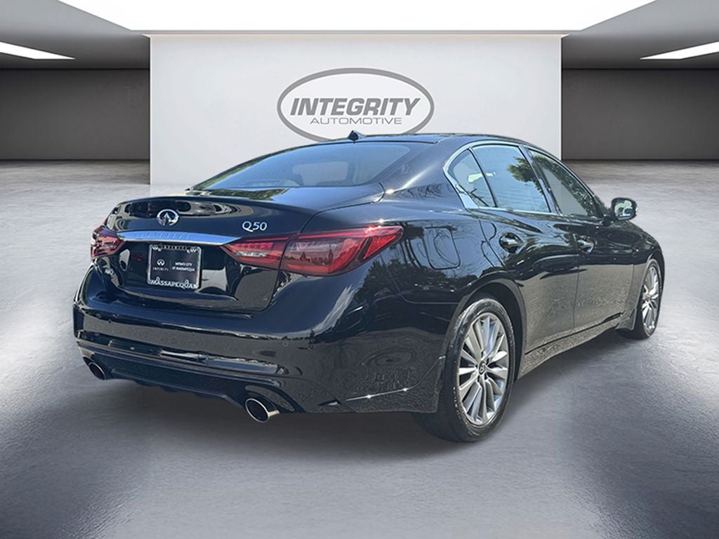 2023 INFINITI Q50 LUXE AWD