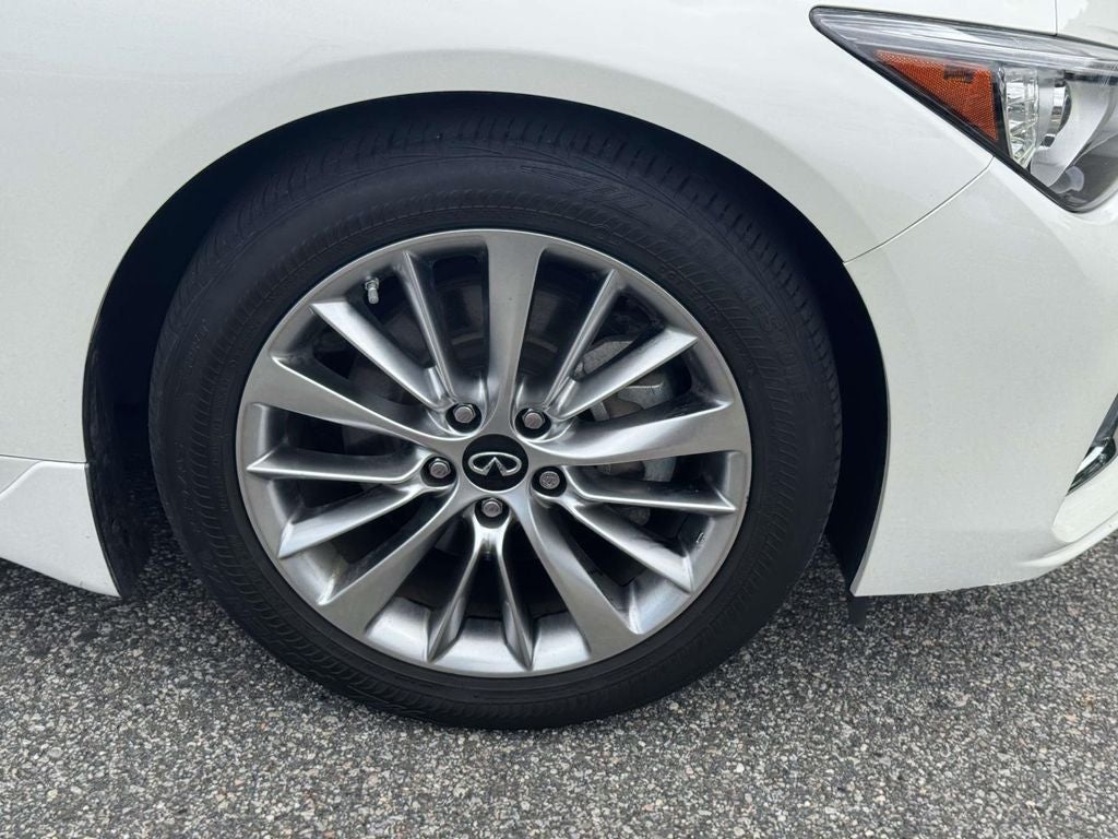 2023 INFINITI Q50 LUXE AWD