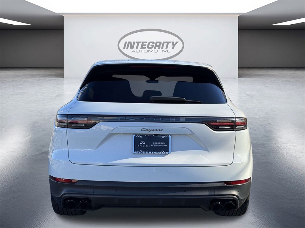 2023 Porsche Cayenne Platinum Edition