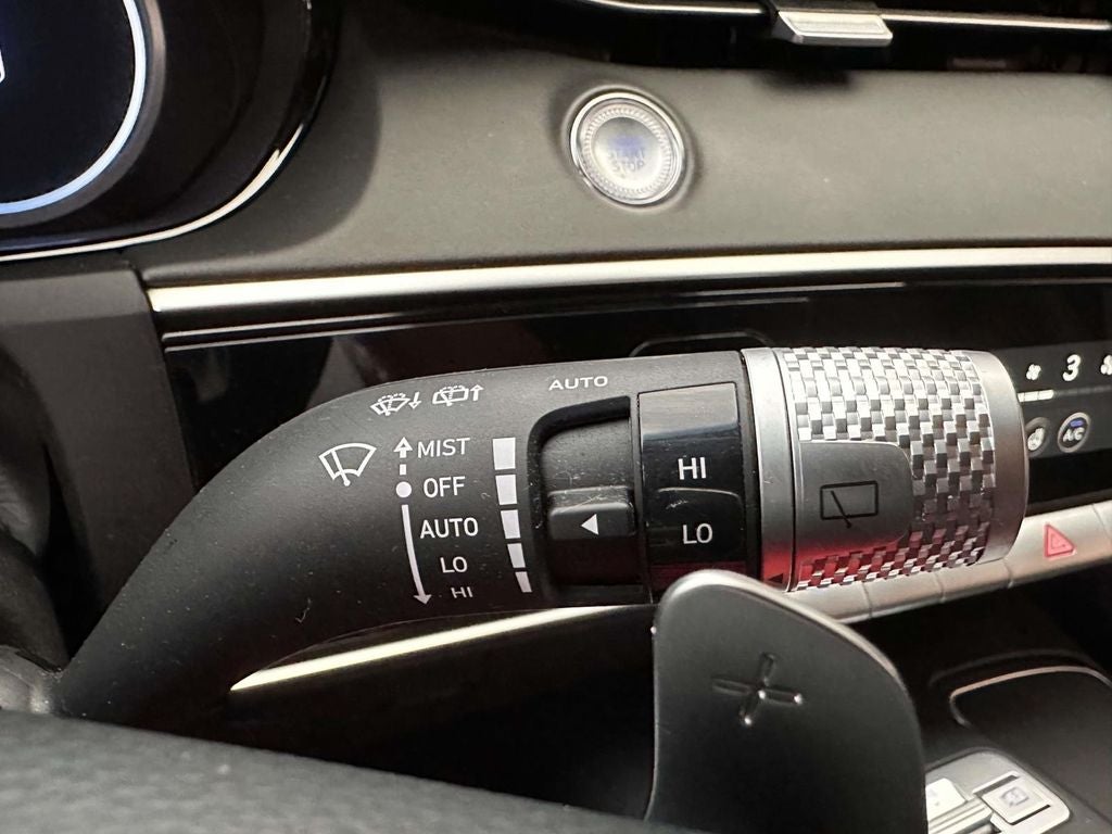 2024 Genesis GV70 2.5T