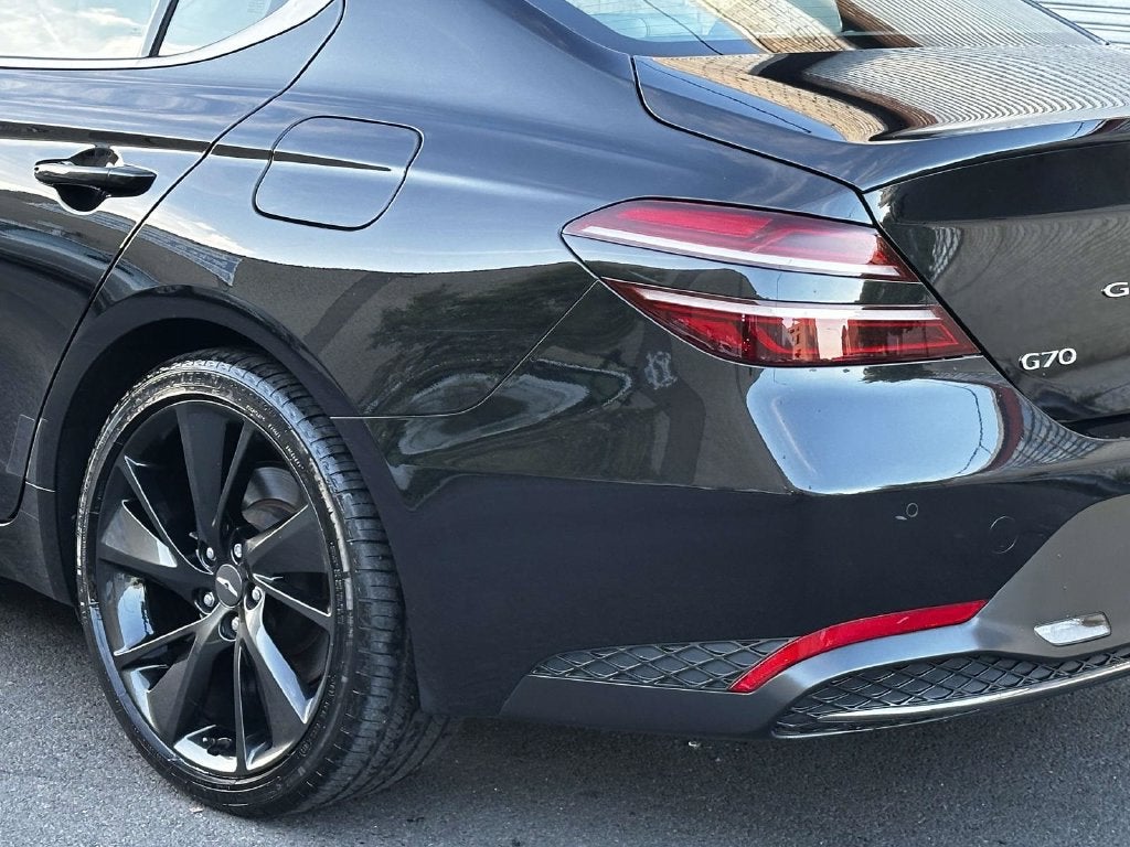 2023 Genesis G70 2.0T