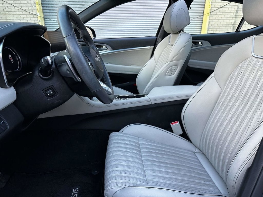 2023 Genesis G70 2.0T