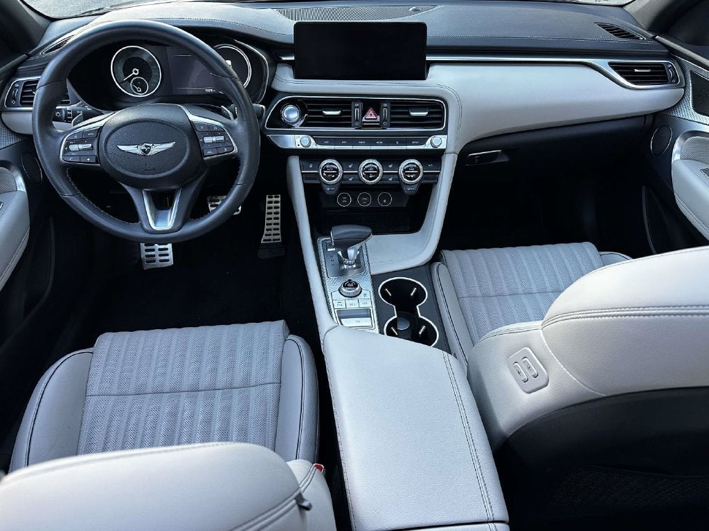 2023 Genesis G70 2.0T