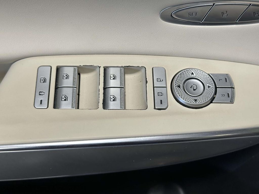 2022 Genesis GV70 2.5T Select