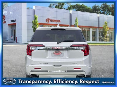 2023 GMC Acadia Denali