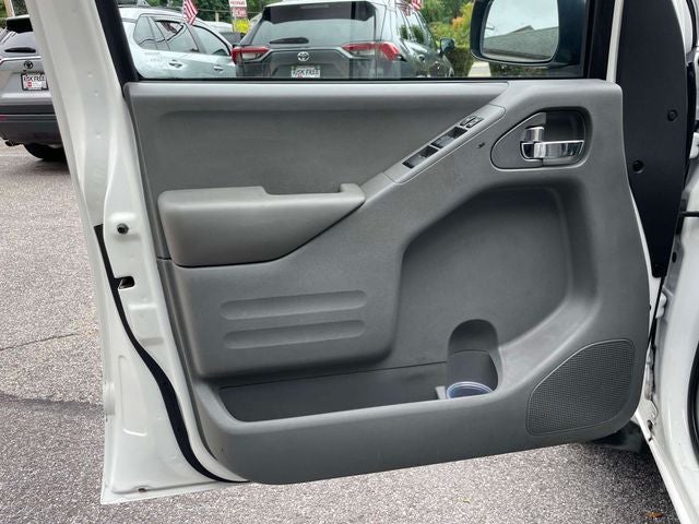 2021 Nissan Frontier SV
