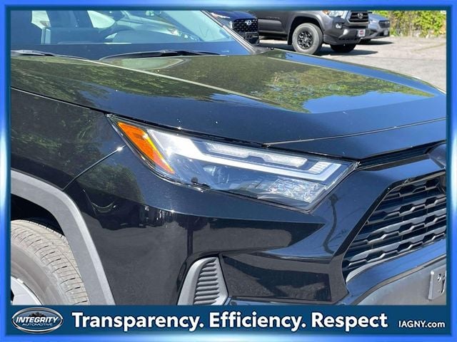 2025 Toyota RAV4 LE