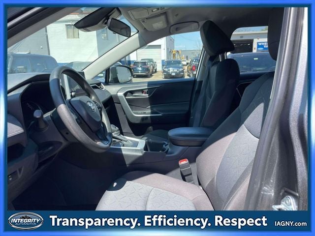 2025 Toyota RAV4 XLE AWD