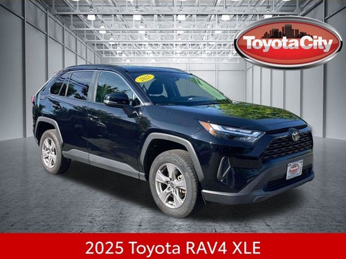 2025 Toyota RAV4 XLE