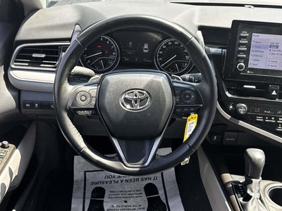 2023 Toyota Camry SE