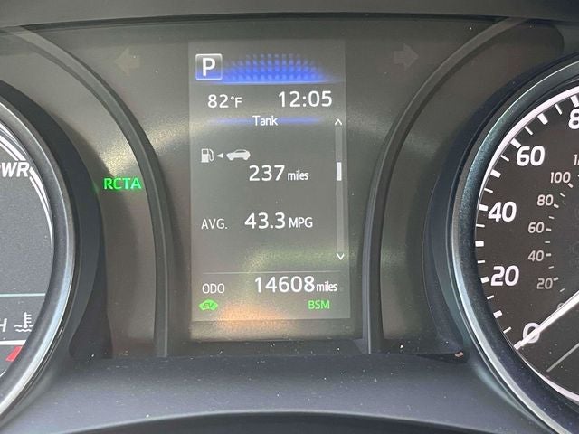2024 Toyota Camry Hybrid SE