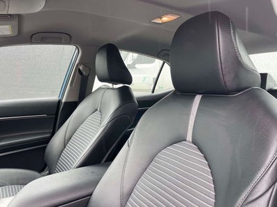 2024 Toyota Camry Hybrid SE