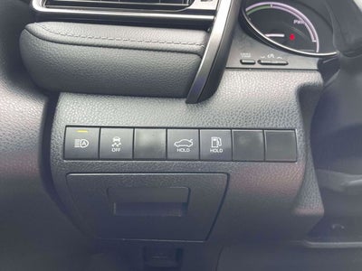 2024 Toyota Camry Hybrid SE