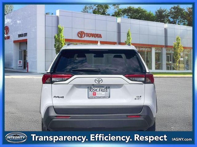 2025 Toyota RAV4 Hybrid XLE