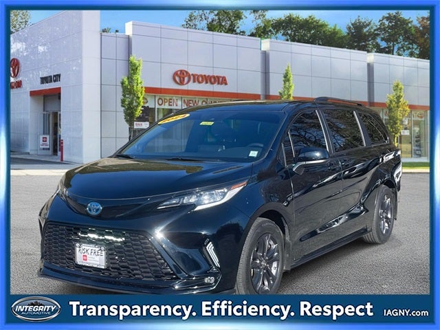2024 Toyota Sienna XSE 7 Passenger