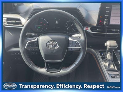 2023 Toyota Sienna XSE 7 Passenger