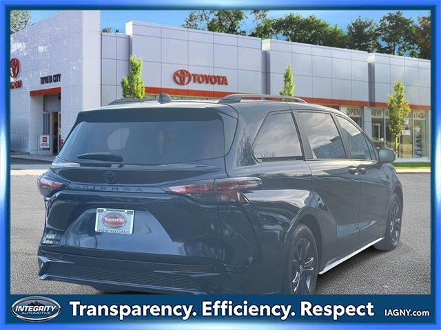 2025 Toyota Sienna XSE 7 Passenger