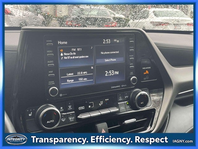 2022 Toyota Highlander XLE