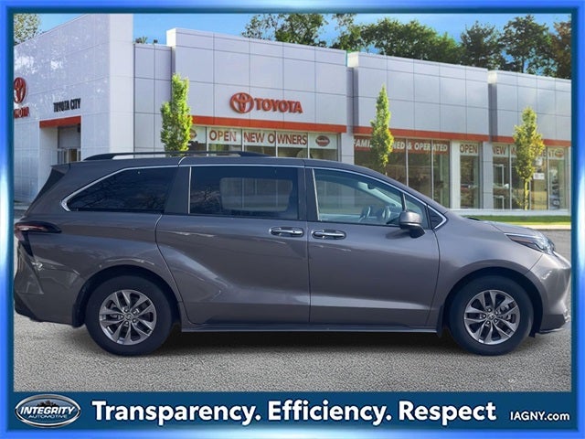 2024 Toyota Sienna XLE 7 Passenger