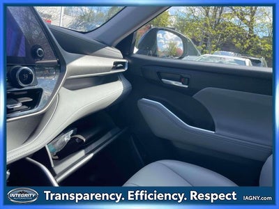 2023 Toyota Highlander XLE