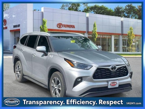 2023 Toyota Highlander XLE
