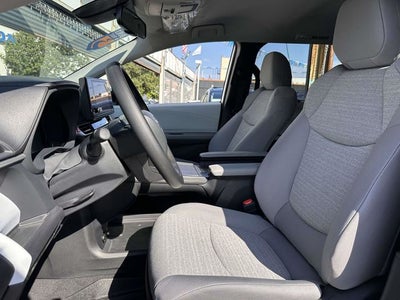 2026 Toyota Sienna LE Mobility Van