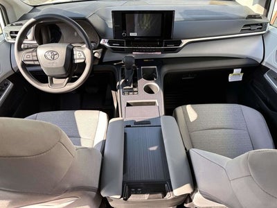 2026 Toyota Sienna LE Mobility Van
