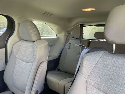 2024 Toyota Sienna LE 8 Passenger