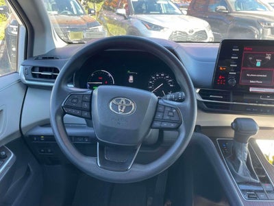 2024 Toyota Sienna LE 8 Passenger