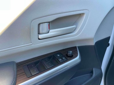 2024 Toyota Sienna LE 8 Passenger