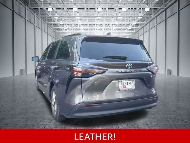2025 Toyota Sienna XLE 8 Passenger