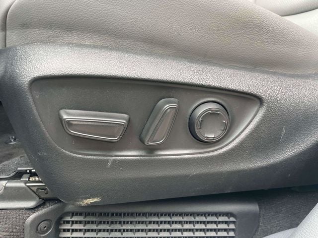 2024 Toyota Sienna XLE 8 Passenger