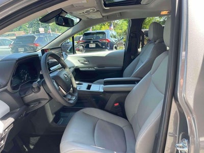2026 Toyota Sienna XLE 8 Passenger