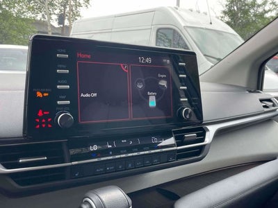 2025 Toyota Sienna XLE 8 Passenger