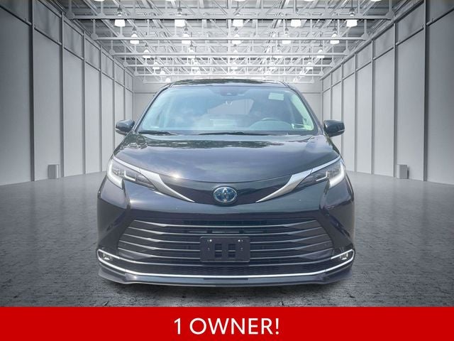 2023 Toyota Sienna Limited 7 Passenger