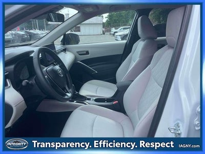 2024 Toyota Corolla Cross LE