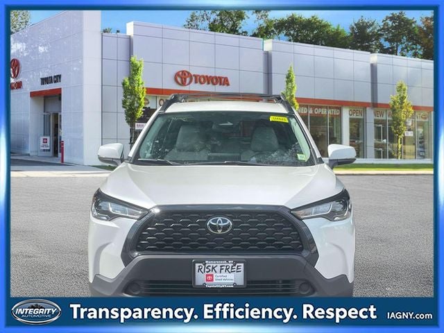 2024 Toyota Corolla Cross LE