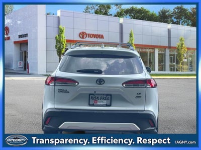 2024 Toyota Corolla Cross LE