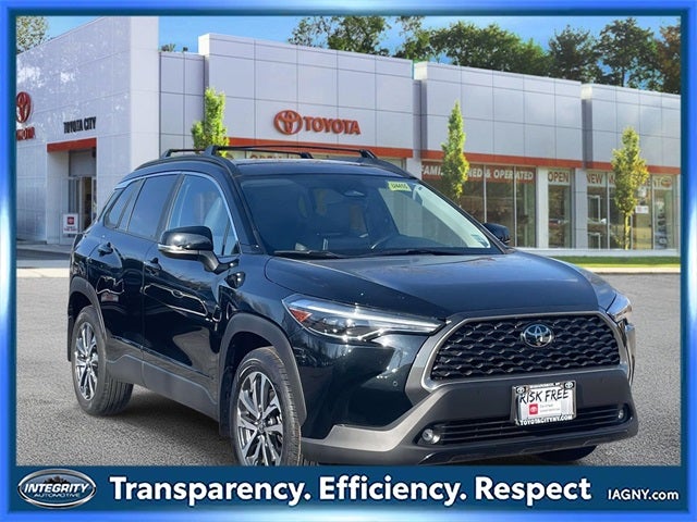 2023 Toyota Corolla Cross XLE