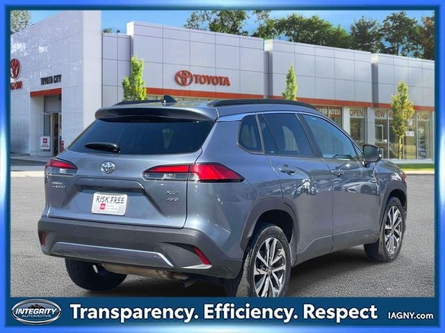 2025 Toyota Corolla Cross XLE