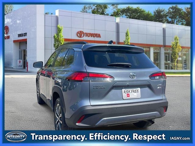 2025 Toyota Corolla Cross XLE