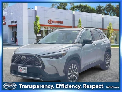 2025 Toyota Corolla Cross XLE