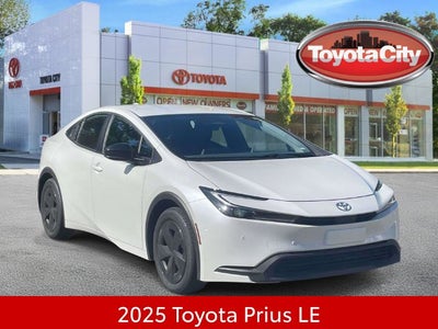 2025 Toyota Prius LE