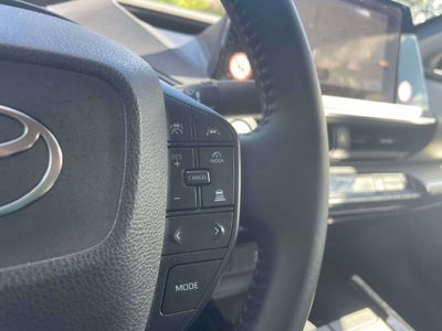 2025 Toyota Prius LE