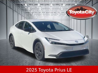 2025 Toyota Prius LE